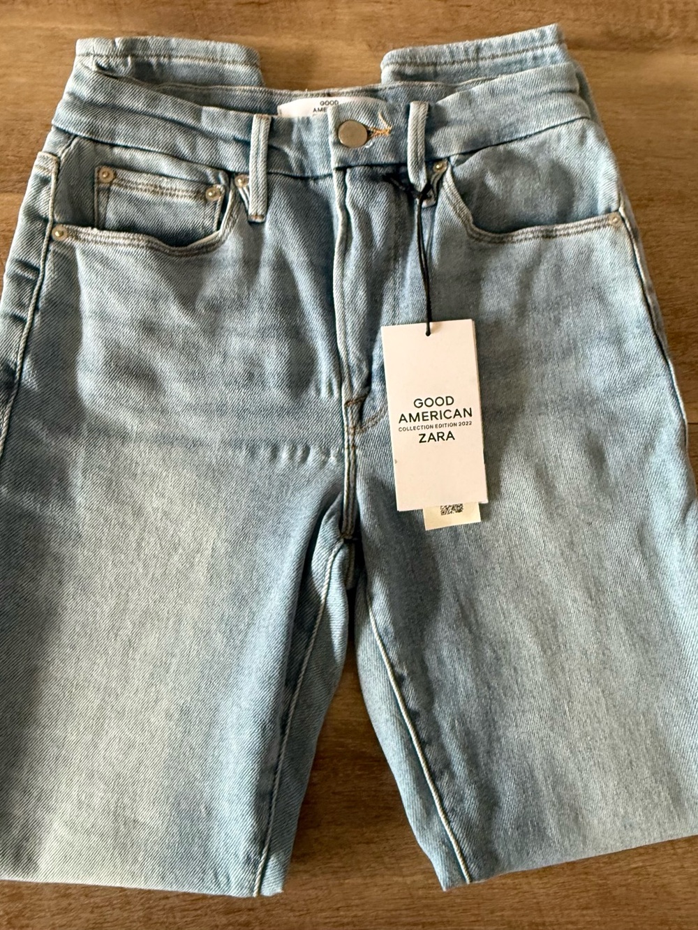 Good American Light Blue Relaxed Men’s Jeans